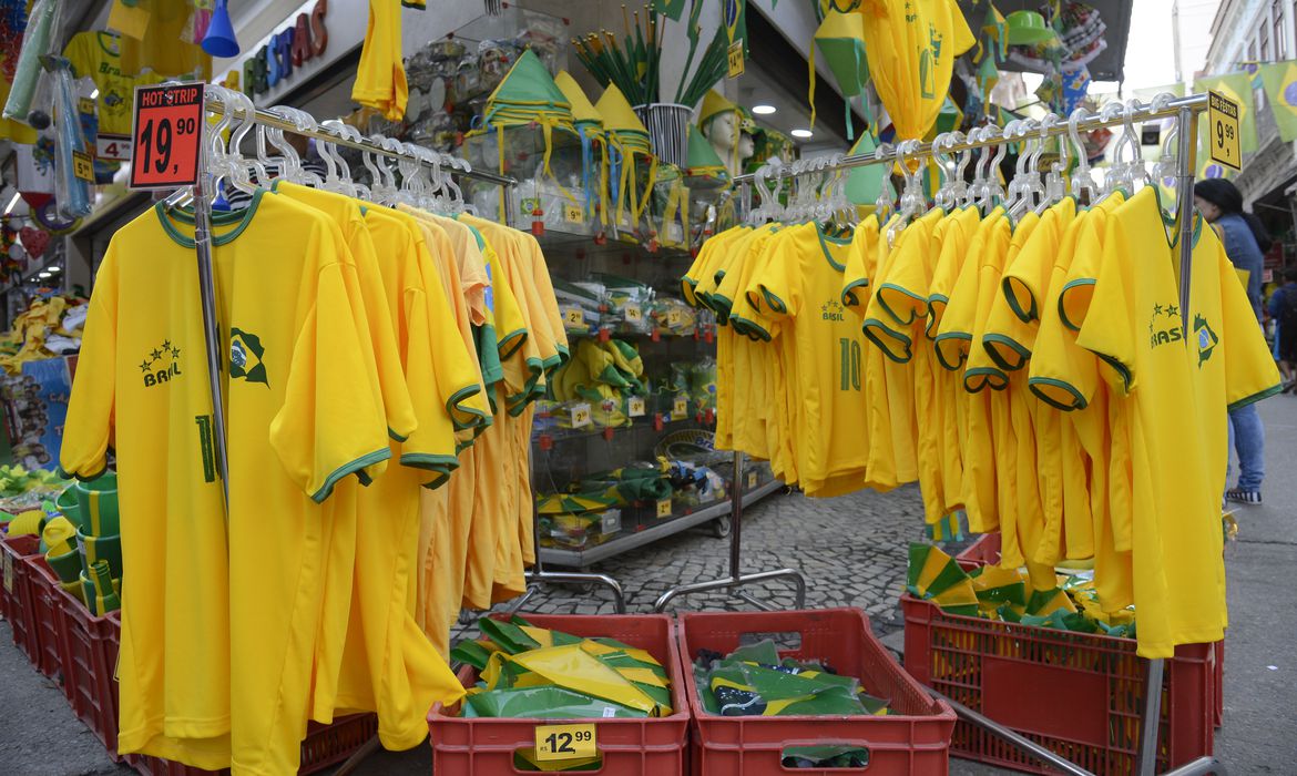 Comércio do DF terá funcionamento normal durante os jogos da Copa